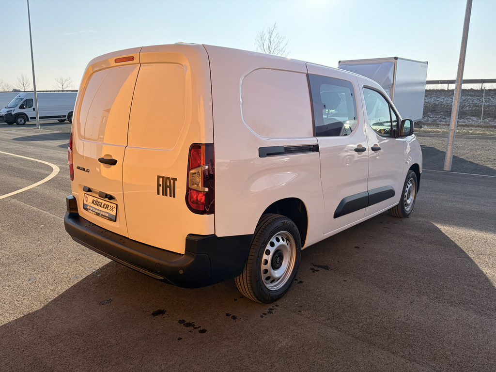 FIAT Doblo Exposé-Bild 4